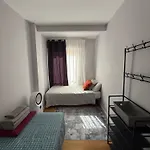 Cosy And Secure Room Marbella Center